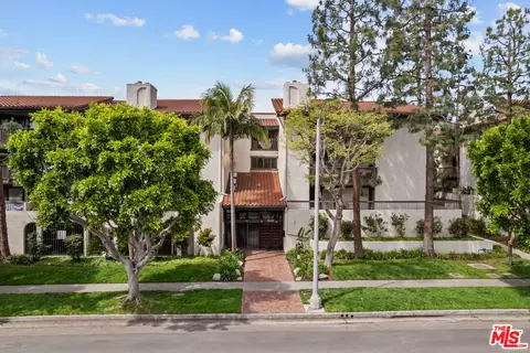 8601 Falmouth Ave #404, Playa Del Rey, CA 90293