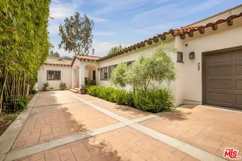 2344 Ewing St, Los Angeles, CA 90039