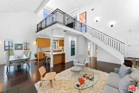 412 Arnaz Dr #12, Los Angeles, CA 90048