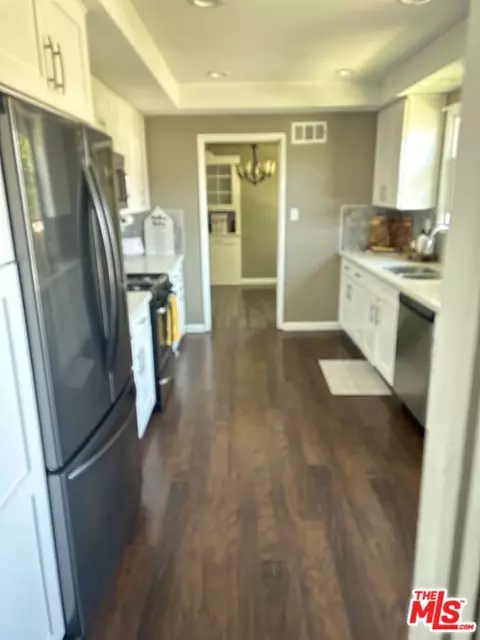 Entry Way - 3340 E 67th St, Long Beach, CA 90805 photo 1 of 1