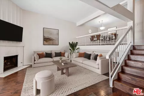 6265 Canoga Ave #38, Woodland Hills, CA 91367