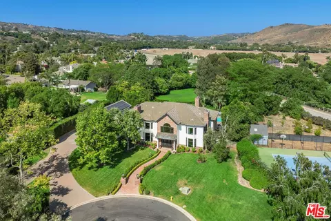 View/Area - 11060 Hildreth Ct, Camarillo, CA 93012 photo 2 of 2