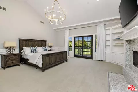 Bedroom - 11060 Hildreth Ct, Camarillo, CA 93012 photo 4 of 11