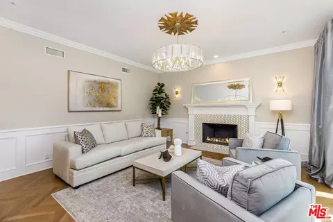 Living - 11060 Hildreth Ct, Camarillo, CA 93012 photo 3 of 5