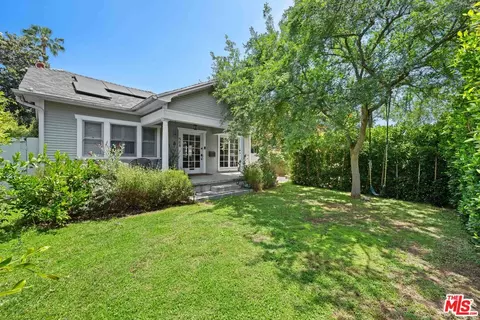 568 N Gower St, Los Angeles, CA 90004