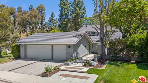 19 Rippling Strm, Irvine, CA 92603