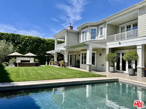 456 N Bowling Green Way, Los Angeles, CA 90049
