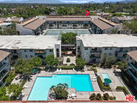 5460 White Oak Ave #E212, Encino, CA 91316