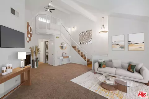 26974 Flo Ln #302, Canyon Country, CA 91351