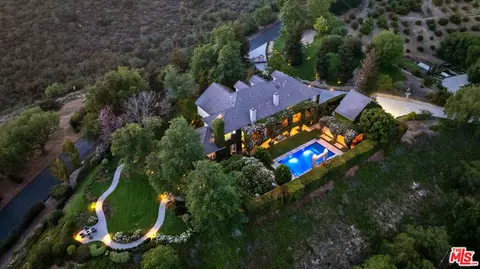 13418 Nightsky Dr, Santa Rosa Valley, CA 93012