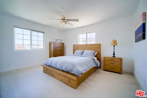 308 13th St, Seal Beach, CA 90740 photo 20