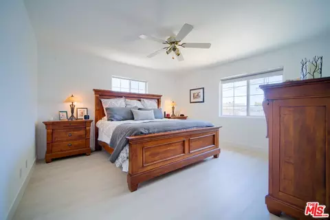 308 13th St, Seal Beach, CA 90740 photo 17