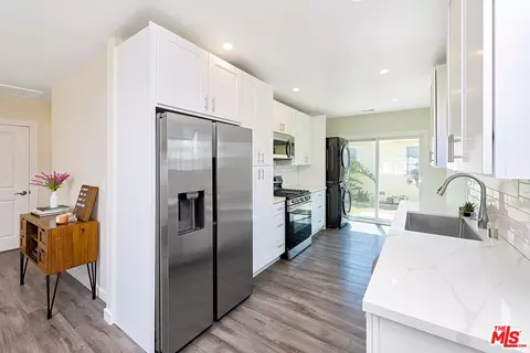 Kitchen - 3653 Falcon Ave, Long Beach, CA 90807 photo 1 of 2