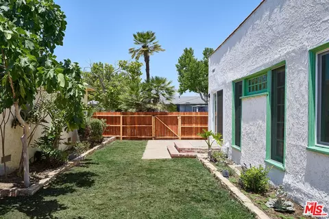 Exterior - 3653 Falcon Ave, Long Beach, CA 90807 photo 10 of 16