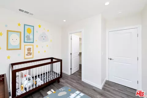 Bedroom - 3653 Falcon Ave, Long Beach, CA 90807 photo 4 of 4