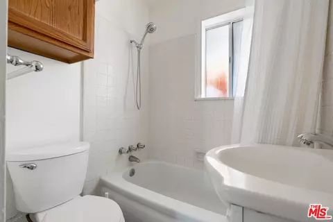 7624 Machrea St, Tujunga, CA 91042 photo 14
