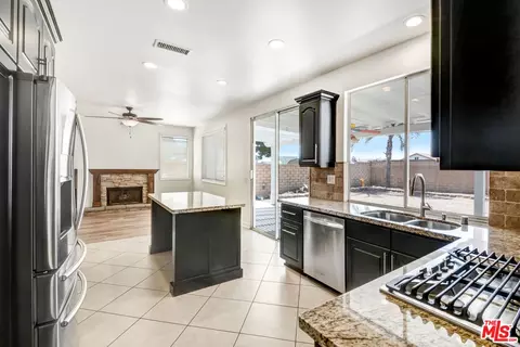 Kitchen - 11911 Ardmoor Ct, Rancho Cucamonga, CA 91739 photo 2 of 2