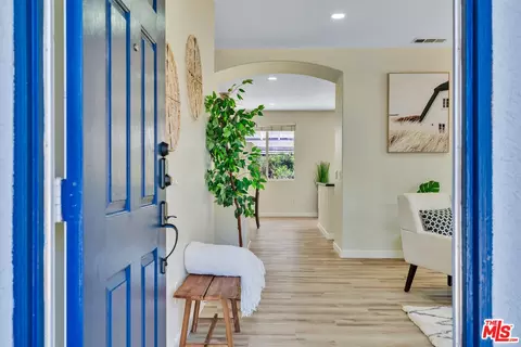 Entry Way - 3600 Springridge Way, Palmdale, CA 93551 photo 2 of 7
