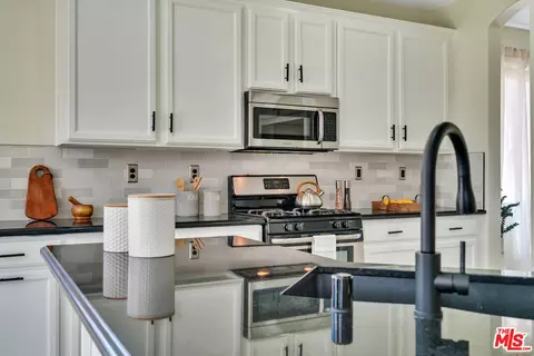 Kitchen - 3600 Springridge Way, Palmdale, CA 93551 photo 6 of 6