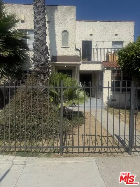 6125 West Blvd, Los Angeles, CA 90043