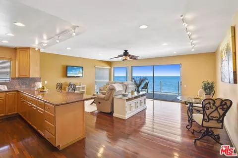 25200 Malibu Rd #1, Malibu, CA 90265