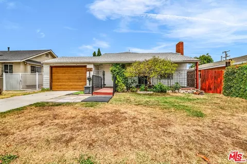 1043 E 66th St, Inglewood, CA 90302