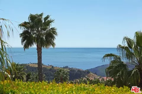 16652 Via Pacifica, Pacific Palisades, CA 90272