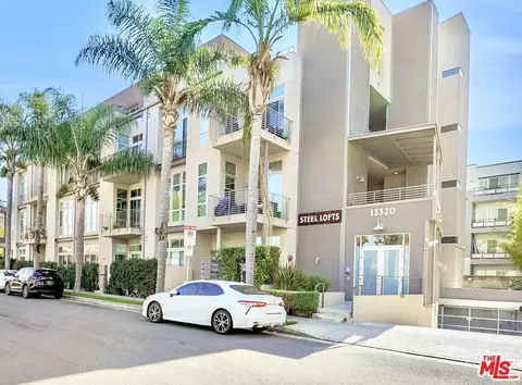 13320 Beach Ave #303, Marina Del Rey, CA 90292