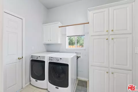166 Comanche, Topanga, CA 90290 photo 13