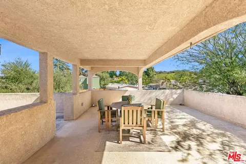 166 Comanche, Topanga, CA 90290 photo 21