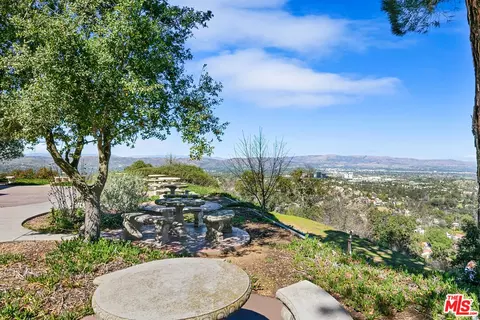 166 Comanche, Topanga, CA 90290 photo 33