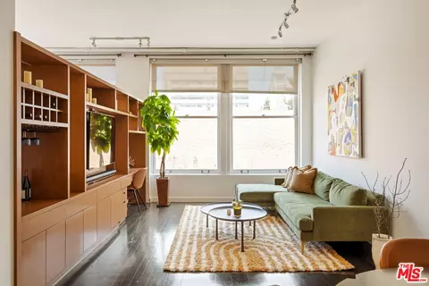 257 S Spring St #3C, Los Angeles, CA 90012