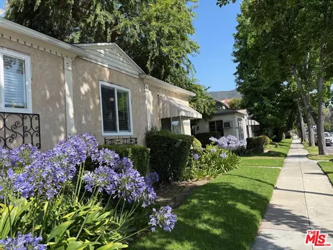 Exterior - 140 N Pass Ave, Burbank, CA 91505 photo 5 of 9
