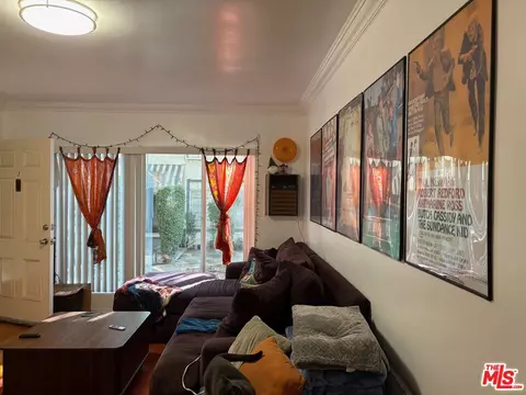 Living - 140 N Pass Ave, Burbank, CA 91505 photo 1 of 1
