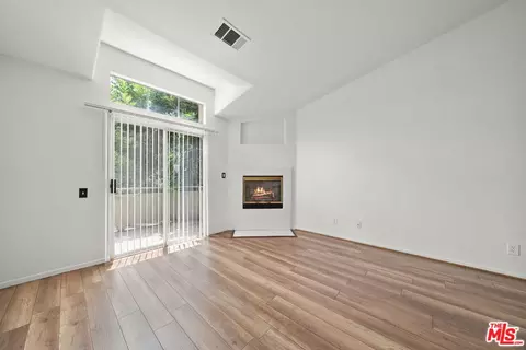 15349 Hunsaker Ave #G, Paramount, CA 90723 photo 7
