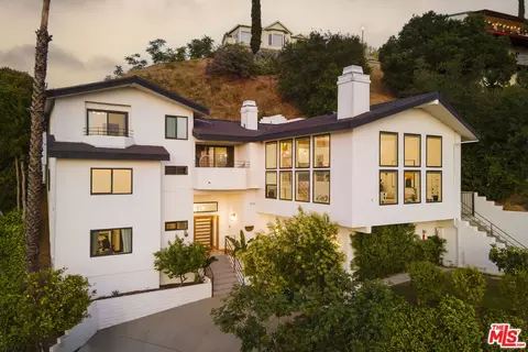 1320 Romulus Dr, Glendale, CA 91205 photo 3