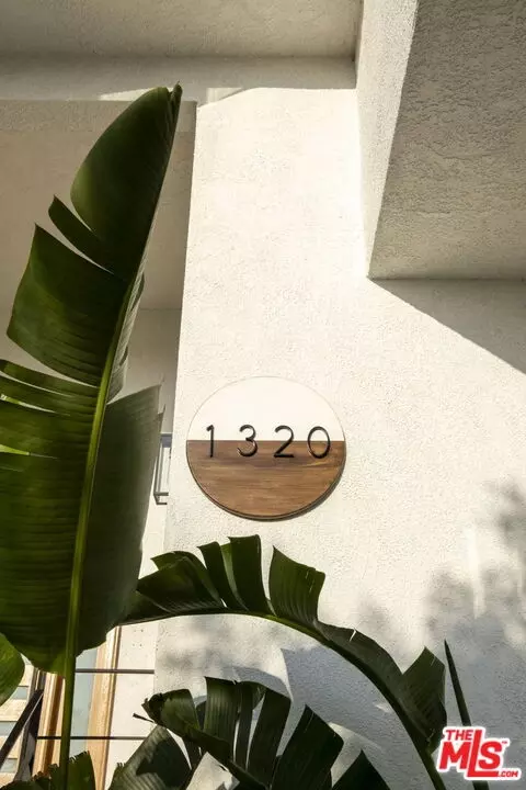 1320 Romulus Dr, Glendale, CA 91205 photo 4