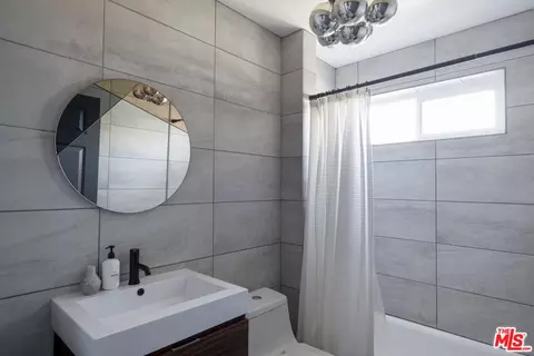 1320 Romulus Dr, Glendale, CA 91205 photo 21