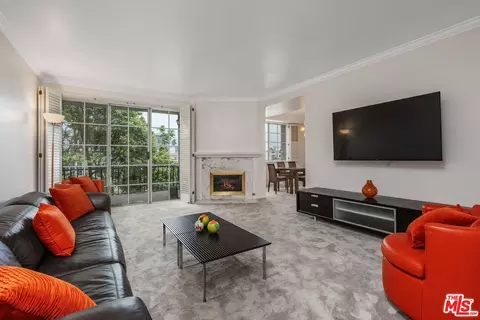 1375 Kelton Ave #402, Los Angeles, CA 90024
