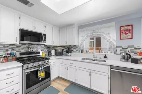 43656 5th St, Lancaster, CA 93535 photo 8