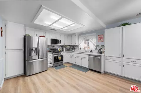 43656 5th St, Lancaster, CA 93535 photo 5