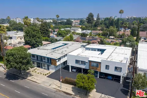 View/Area - 15115 Victory Blvd, Van Nuys, CA 91411 photo 8 of 16