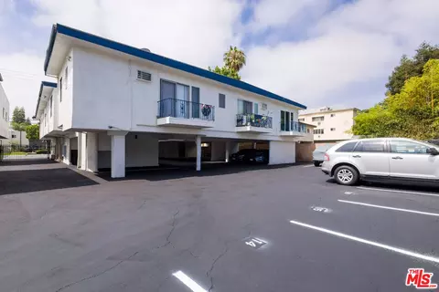 Exterior - 15115 Victory Blvd, Van Nuys, CA 91411 photo 19 of 20