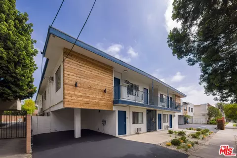 Exterior - 15115 Victory Blvd, Van Nuys, CA 91411 photo 1 of 20