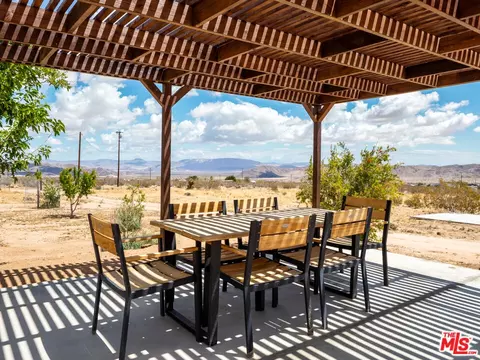 2677 Comer Ln, Landers, CA 92285 photo 30