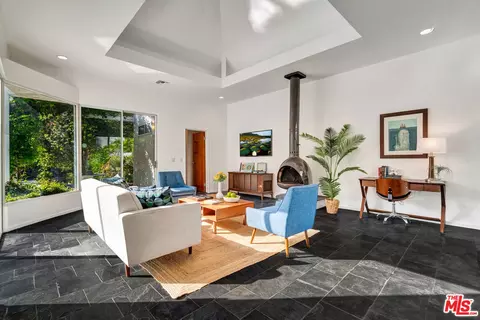 16771 Addison St, Encino, CA 91436
