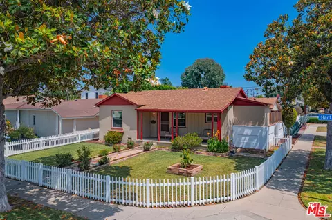 15001 Hartland St, Van Nuys, CA 91405