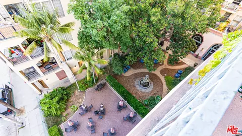Exterior - 455 E Ocean Blvd #502, Long Beach, CA 90802 photo 2 of 2