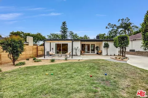 2385 Queensberry Rd, Pasadena, CA 91104 photo 37