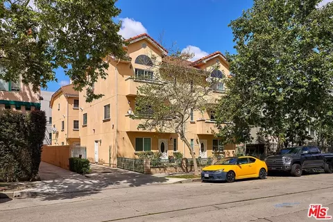 821 S Gramercy Pl #3, Los Angeles, CA 90005